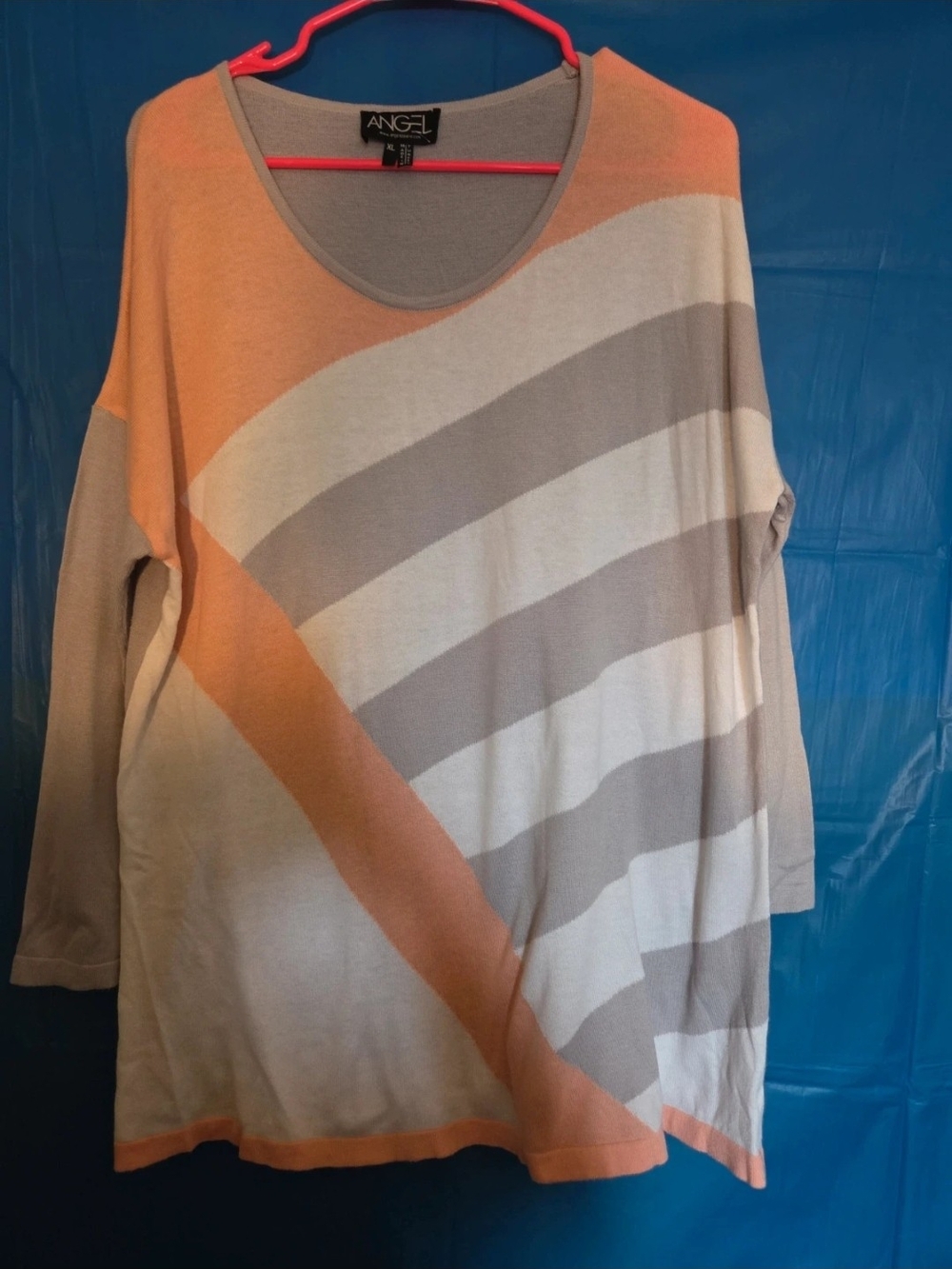 Angel Peach & Light Gray Diagonal Stripe Long Sleeve Top